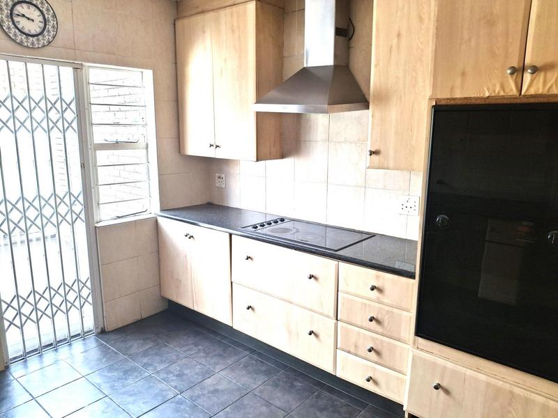 To Let 3 Bedroom Property for Rent in Morningside Gauteng