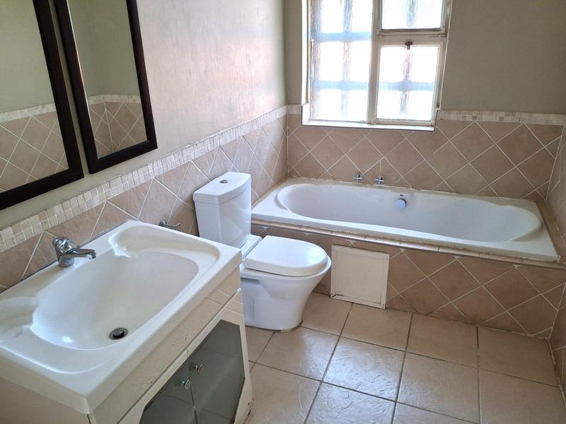 To Let 3 Bedroom Property for Rent in Morningside Gauteng