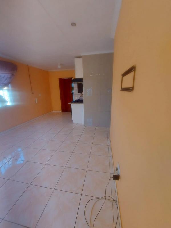 To Let 2 Bedroom Property for Rent in Protea Glen Gauteng