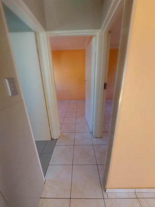 To Let 2 Bedroom Property for Rent in Protea Glen Gauteng