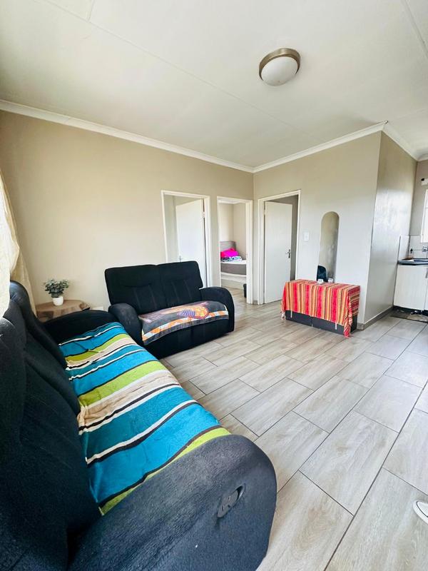 2 Bedroom Property for Sale in Fleurhof Gauteng