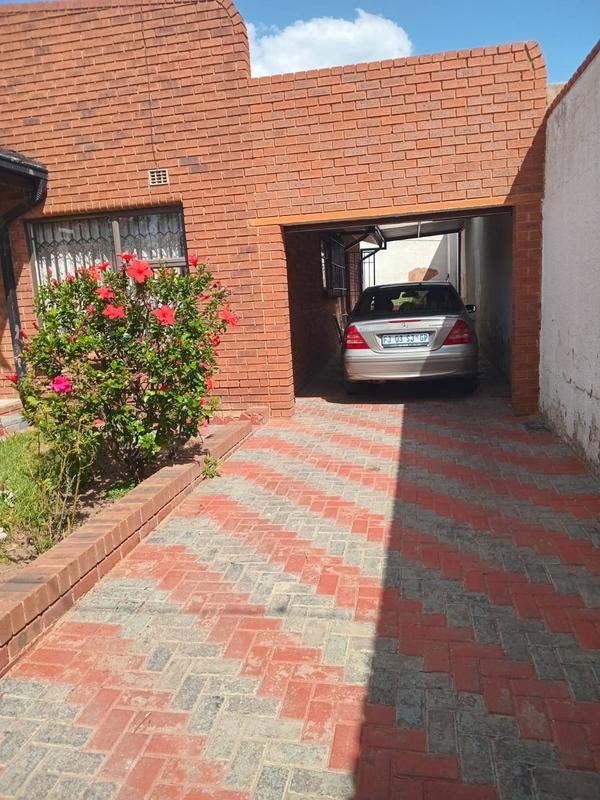 3 Bedroom Property for Sale in Orlando Gauteng