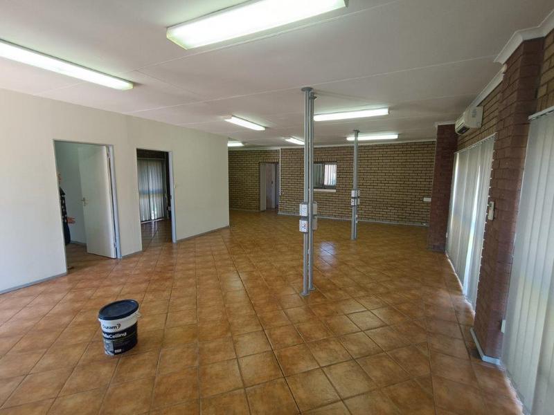 To Let commercial Property for Rent in Allens Nek Gauteng