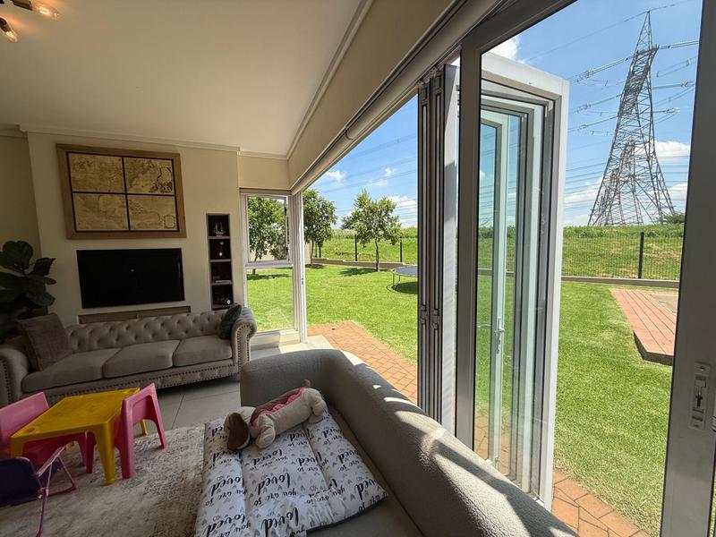 4 Bedroom Property for Sale in Midstream Ridge Gauteng