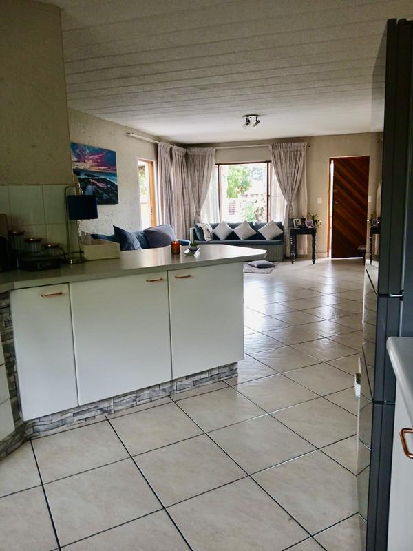 2 Bedroom Property for Sale in Sandown Gauteng