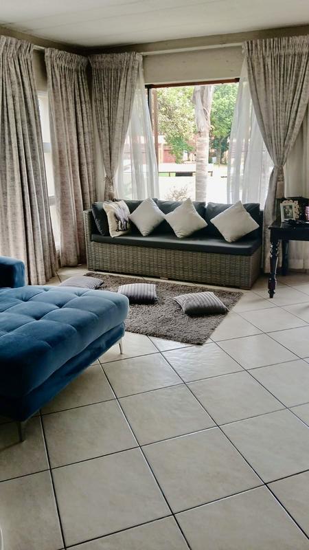 2 Bedroom Property for Sale in Sandown Gauteng