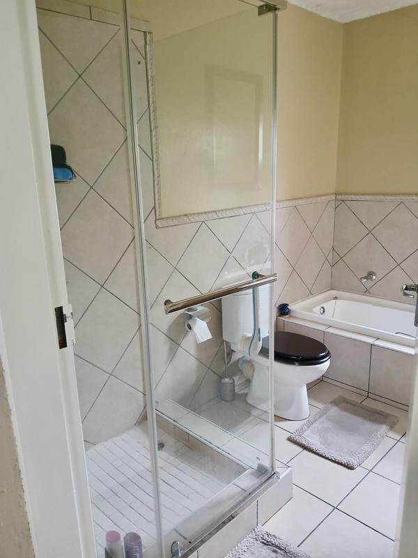 2 Bedroom Property for Sale in Sandown Gauteng