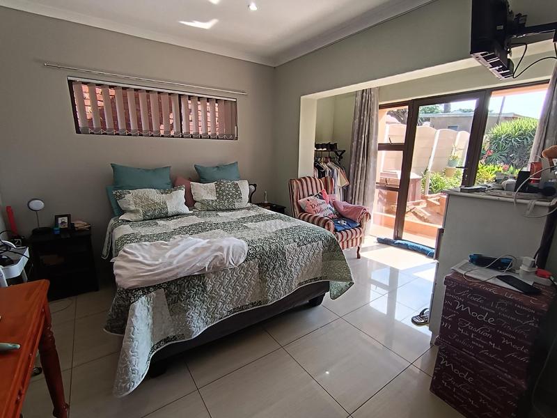 6 Bedroom Property for Sale in Primrose Gauteng