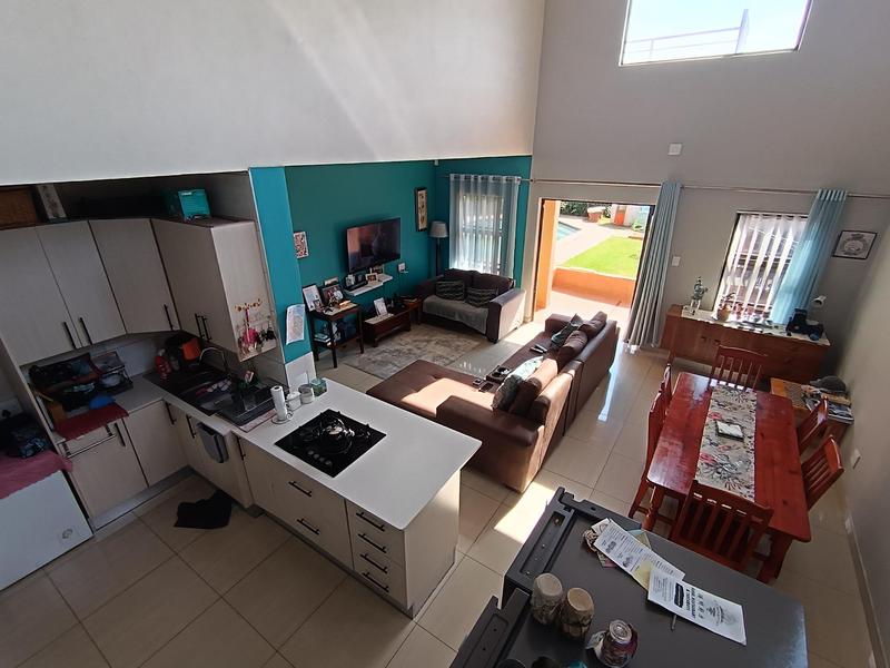 6 Bedroom Property for Sale in Primrose Gauteng