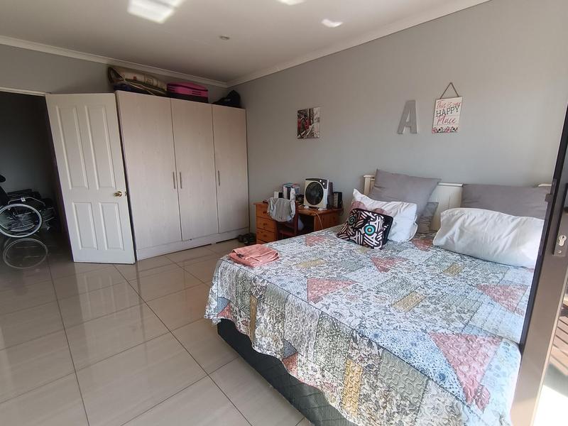 6 Bedroom Property for Sale in Primrose Gauteng