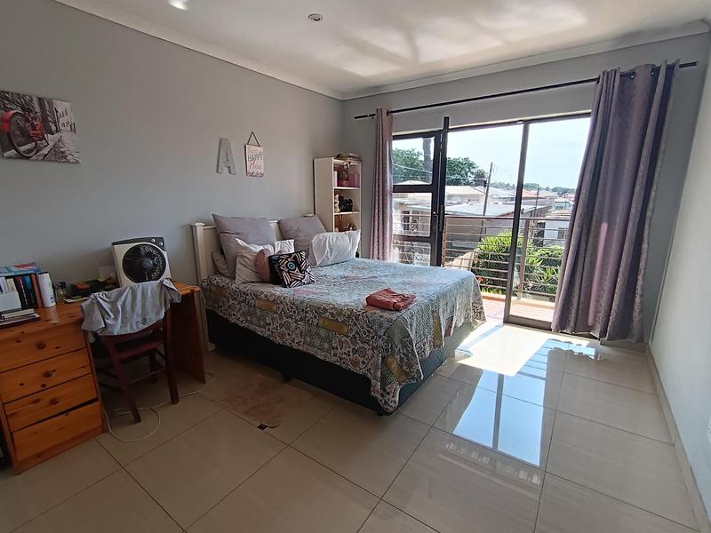 6 Bedroom Property for Sale in Primrose Gauteng