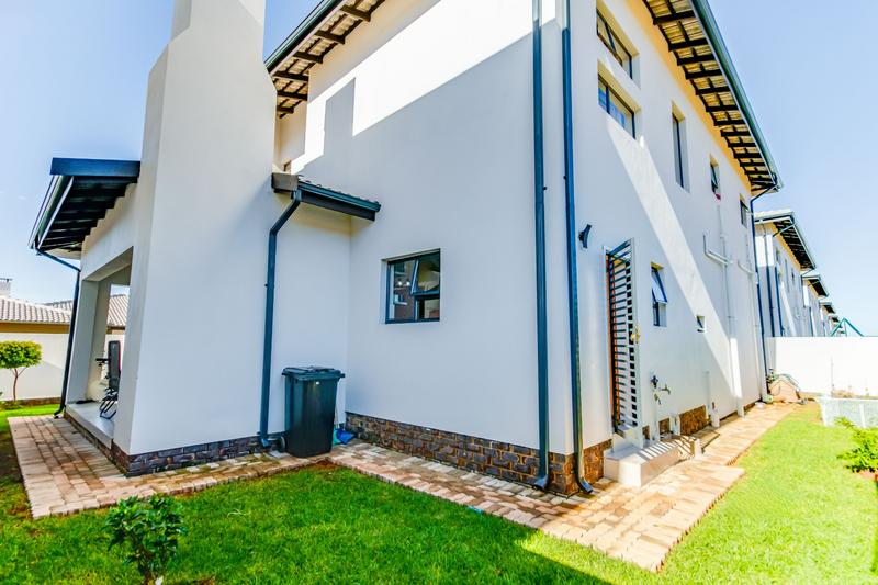 To Let 4 Bedroom Property for Rent in Homes Haven Gauteng