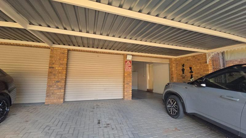 3 Bedroom Property for Sale in Florauna Gauteng