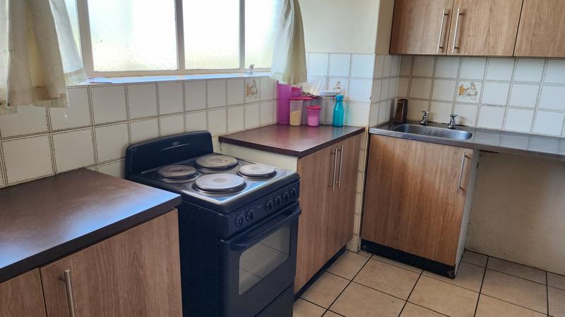 2 Bedroom Property for Sale in Pretoria North Gauteng