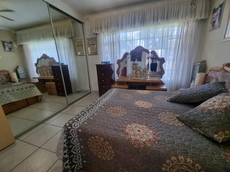 3 Bedroom Property for Sale in Brackendowns Gauteng