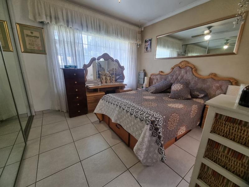 3 Bedroom Property for Sale in Brackendowns Gauteng