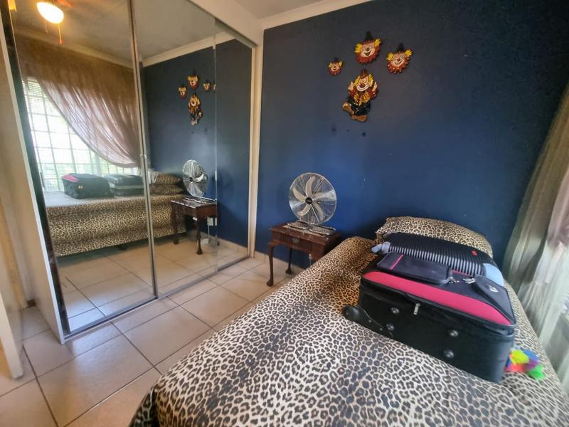 3 Bedroom Property for Sale in Brackendowns Gauteng