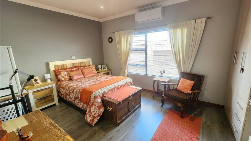 4 Bedroom Property for Sale in New Redruth Gauteng