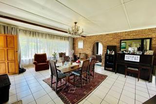 4 Bedroom Property for Sale in Verwoerdpark Gauteng