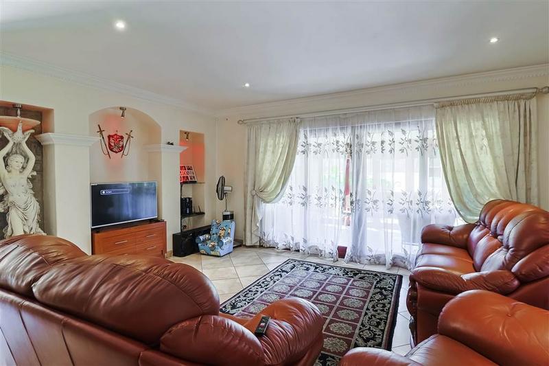 3 Bedroom Property for Sale in Aspen Hills Gauteng