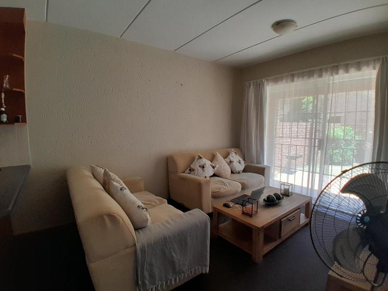 2 Bedroom Property for Sale in Heuwelsig Estate Gauteng