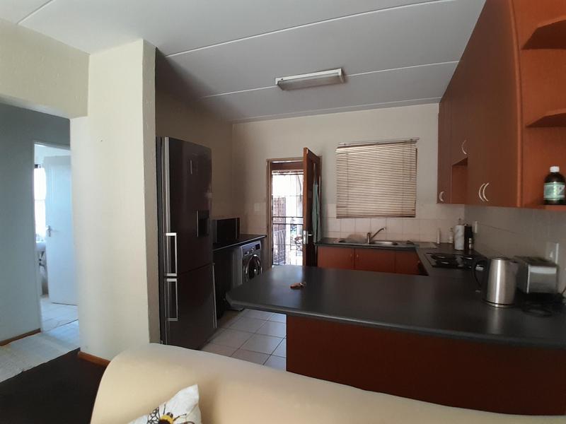 2 Bedroom Property for Sale in Heuwelsig Estate Gauteng