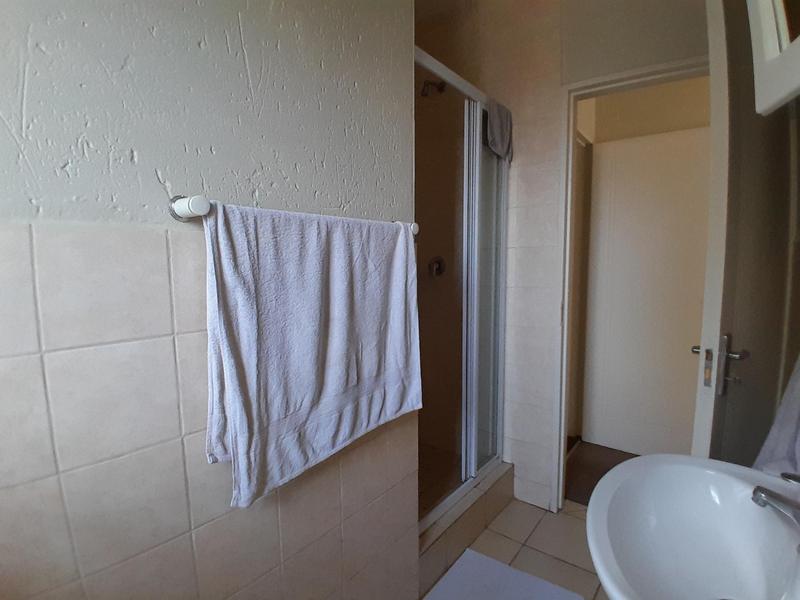 2 Bedroom Property for Sale in Heuwelsig Estate Gauteng