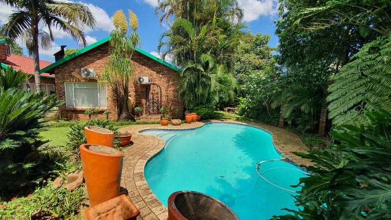 4 Bedroom Property for Sale in Sinoville Gauteng