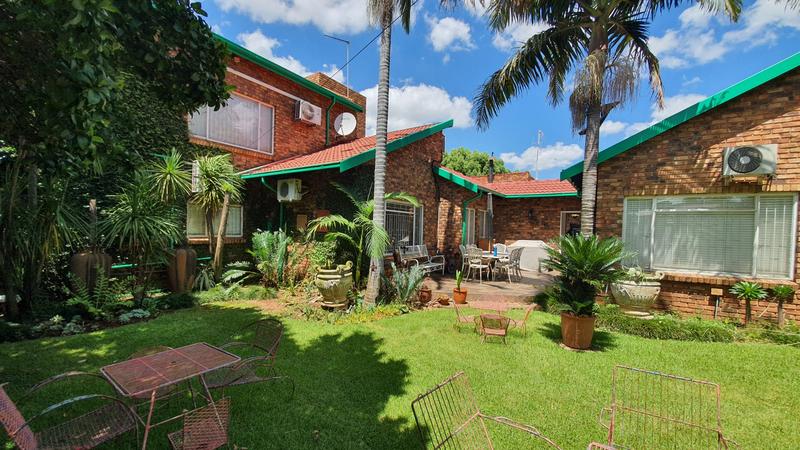 4 Bedroom Property for Sale in Sinoville Gauteng