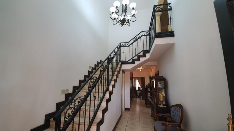 4 Bedroom Property for Sale in Sinoville Gauteng