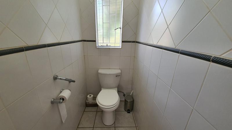 4 Bedroom Property for Sale in Sinoville Gauteng