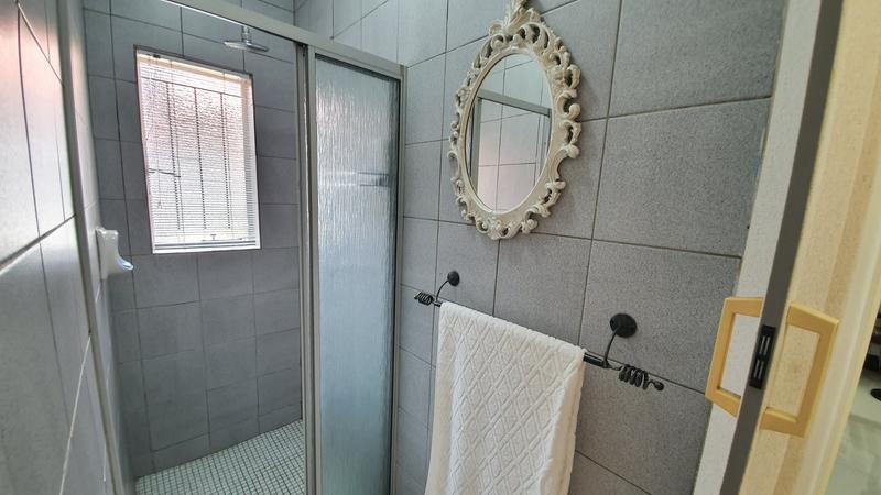 4 Bedroom Property for Sale in Sinoville Gauteng