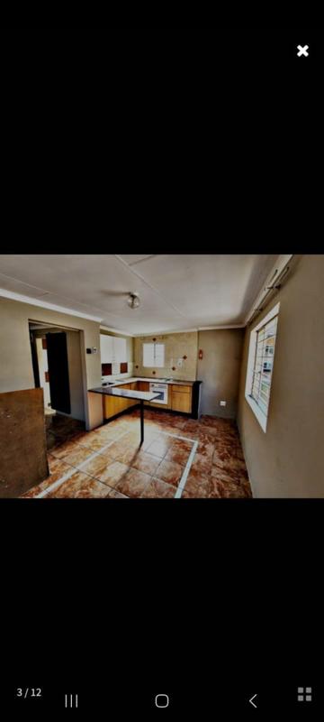 To Let 1 Bedroom Property for Rent in Brackenhurst Gauteng