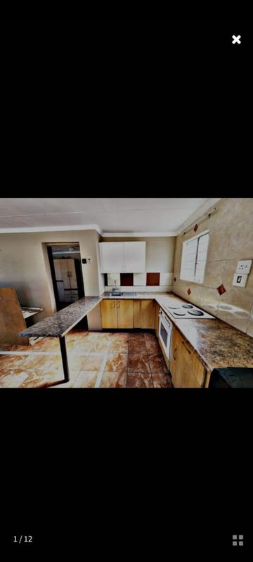 To Let 1 Bedroom Property for Rent in Brackenhurst Gauteng