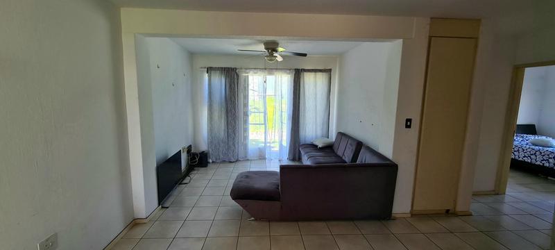 1 Bedroom Property for Sale in Radiokop Gauteng