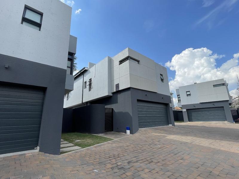 To Let 3 Bedroom Property for Rent in Bryanston Gauteng