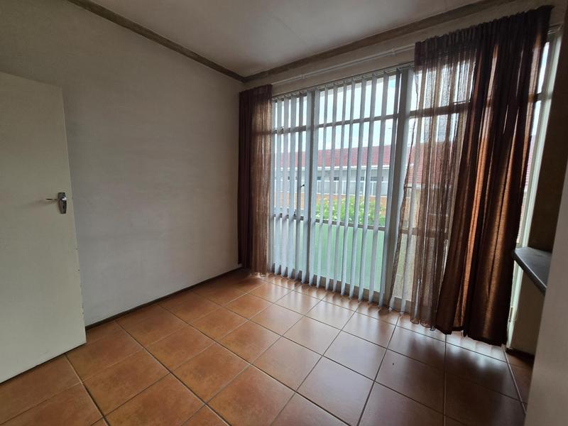 3 Bedroom Property for Sale in Denlee Gauteng