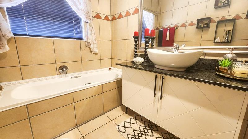 3 Bedroom Property for Sale in Union Gauteng