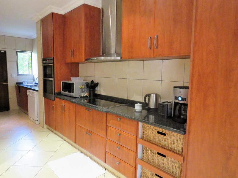 To Let 7 Bedroom Property for Rent in Dainfern Golf Estate Gauteng