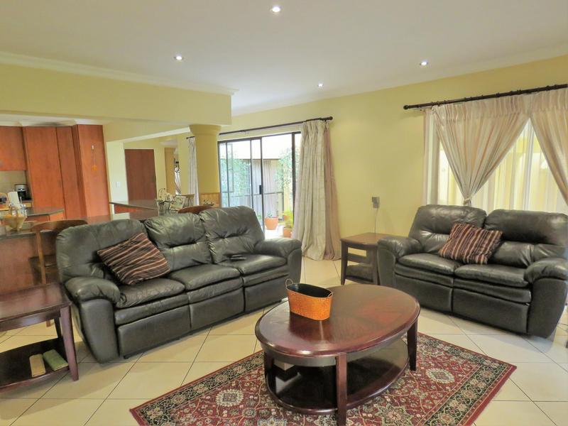 To Let 7 Bedroom Property for Rent in Dainfern Golf Estate Gauteng