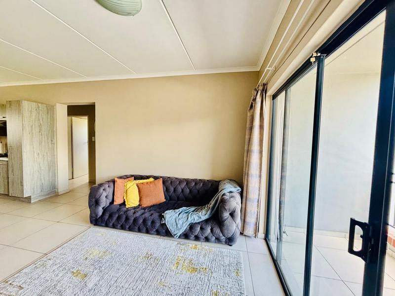 2 Bedroom Property for Sale in Erand Gardens Gauteng