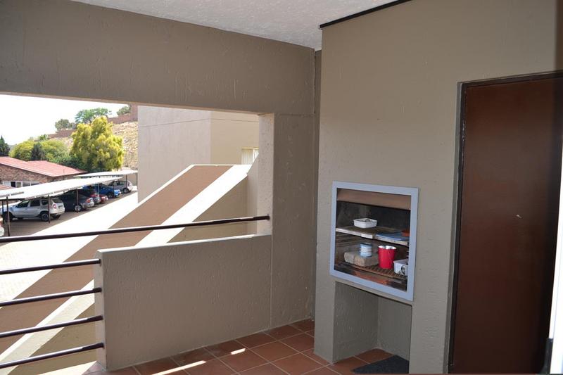 To Let 2 Bedroom Property for Rent in Breaunanda Gauteng