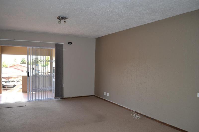 To Let 2 Bedroom Property for Rent in Breaunanda Gauteng