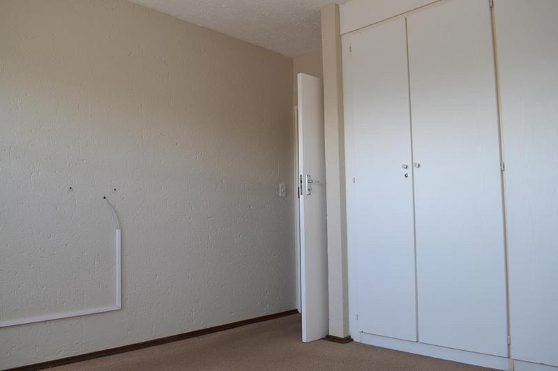 To Let 2 Bedroom Property for Rent in Breaunanda Gauteng