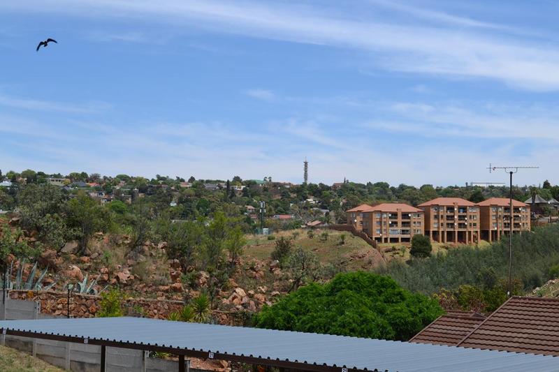 To Let 2 Bedroom Property for Rent in Breaunanda Gauteng