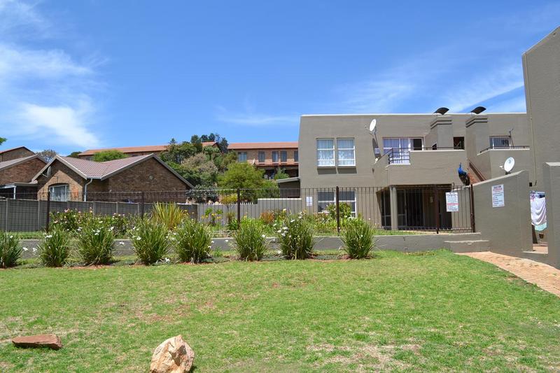 To Let 2 Bedroom Property for Rent in Breaunanda Gauteng
