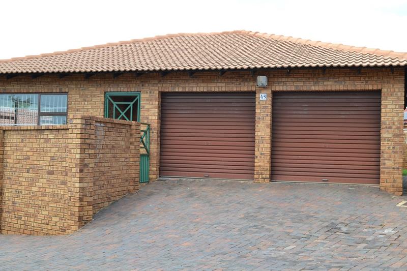 To Let 3 Bedroom Property for Rent in Noordheuwel Gauteng