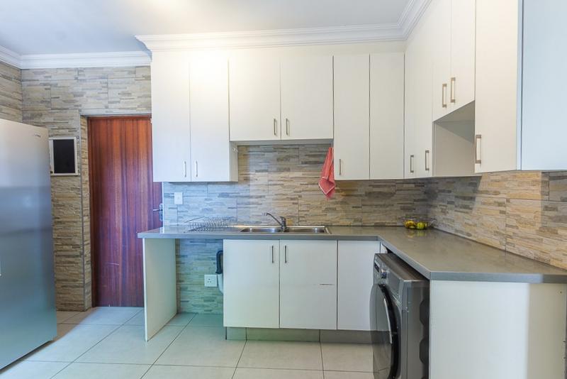 4 Bedroom Property for Sale in Copperleaf Estate Gauteng