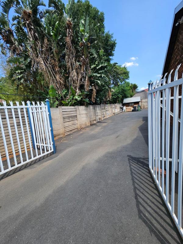 Commercial Property for Sale in Rooihuiskraal Gauteng