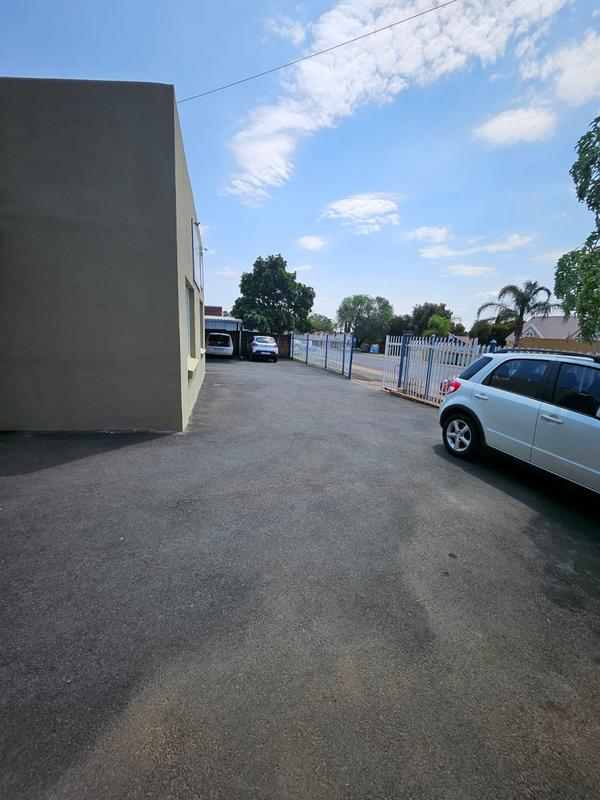 Commercial Property for Sale in Rooihuiskraal Gauteng